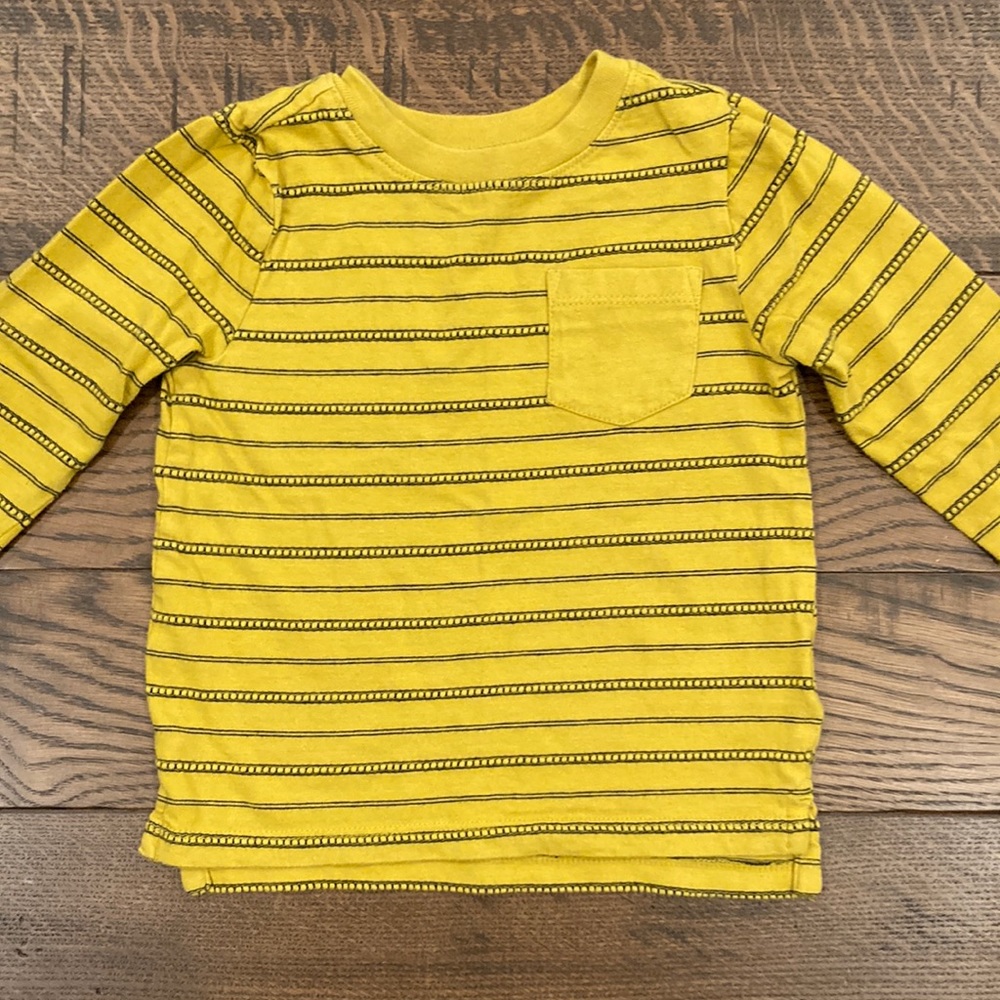 18-24 month Old Navy long sleeved shirt